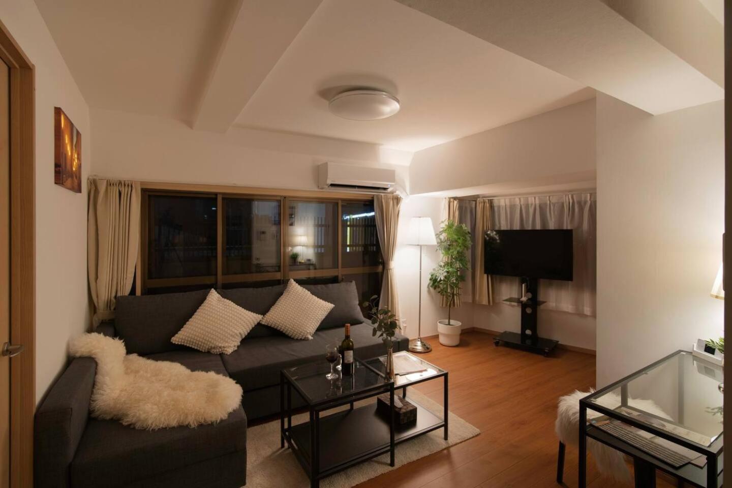 Apartamento 涩谷中心街 车站步行4分钟 最多住7人 免费随身便携wifi 宽敞阳台 Tokio